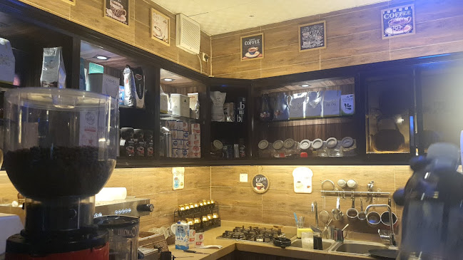 زهور التاج Zuhur Alttaj Coffee - مكة