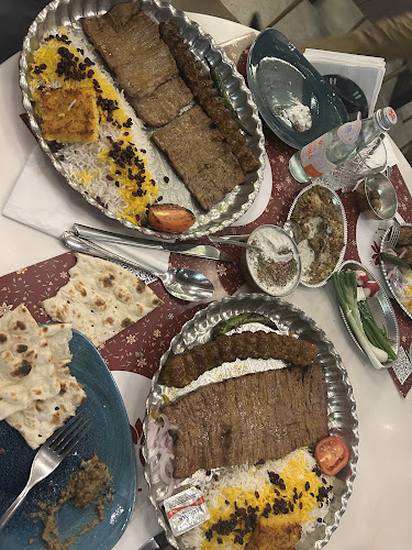 Comentarii opinii despre زعفران المطعم الفارسي