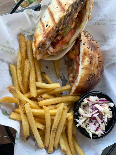 زعتر وزيت - الرياض