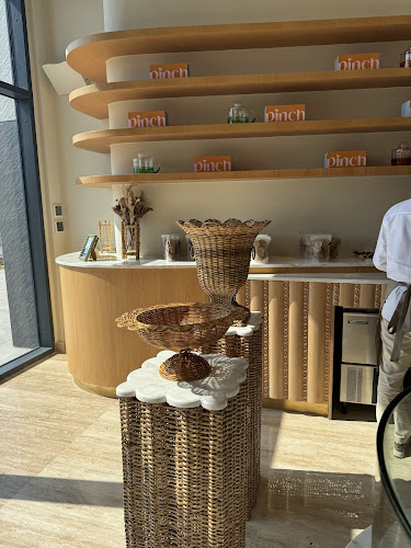 Comentarii opinii despre Pinch