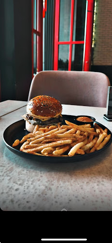 Opinii despre مستر اسادو برغر în الرياض - الضيافة