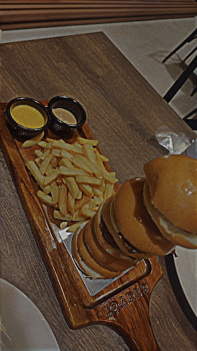 Comentarii opinii despre لوديد سموك هاوس