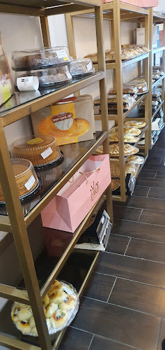 ريحانه كيك محل حلا ومخبوزات