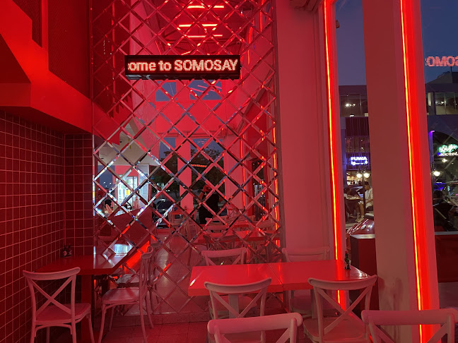 Comentarii opinii despre سومو سايز بيتزا