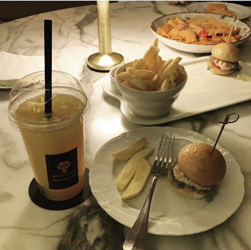 Comentarii opinii despre مونیز