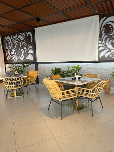 مطعم و مقهى بيتش هاوس - جدة