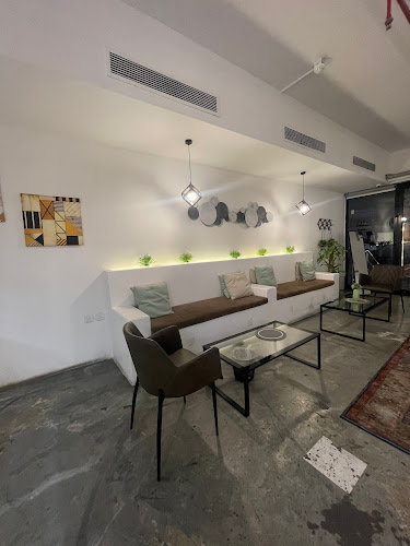 شارع أبو بكر الصديق، الفيصلية، الدمام 12345