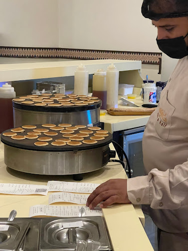 رد سي مول، 2996 7400 طريق الملك عبدالعزيز، حي الشاطئ جدة 23612، جدة 21463