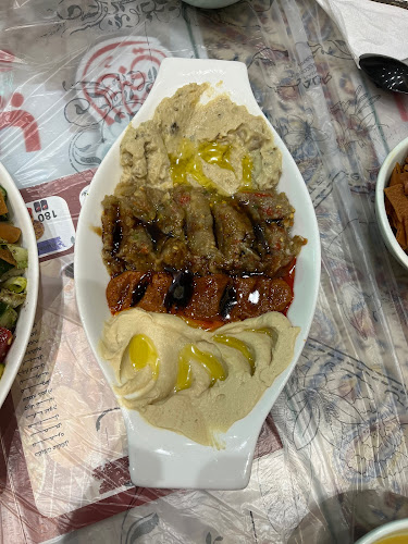 Comentarii opinii despre مطعم مشويات الديوان الحلبي (فلسطين)-Al Dewan AL Halabi Palestine