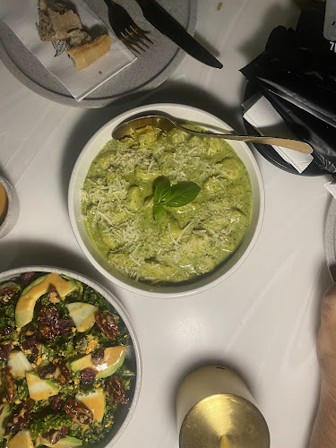 Opinii despre ذي سوشل كتشن în جدة - الضيافة