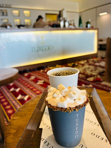 Opinii despre توكسيدو كوفي în الرياض - الضيافة