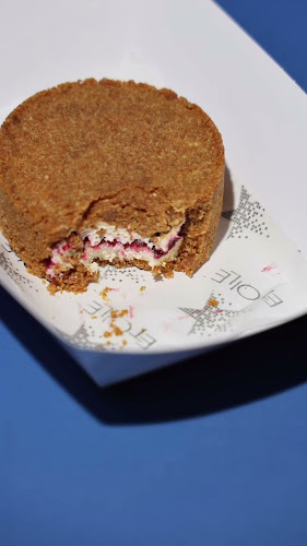 Opinii despre ايتوال كافيه etoile cafe în الطائف - الضيافة