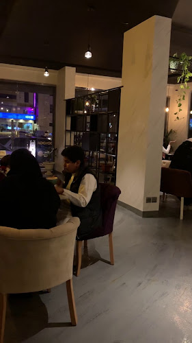 Opinii despre كورال كافيه ( قهوة ومعسل ) în أبها - الضيافة