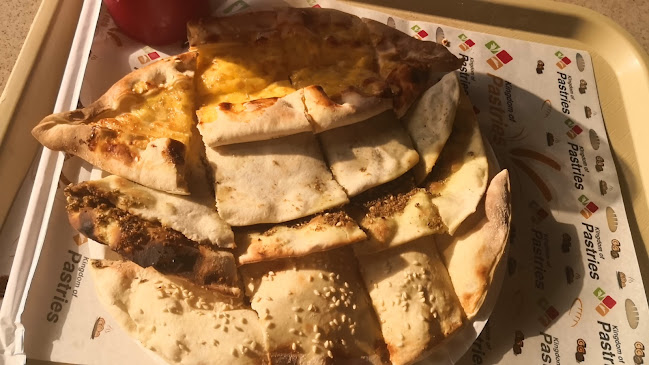 مملكة المعجنات فرع الثليثية - الهفوف‎