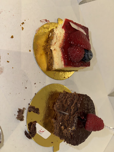 Opinii despre Neamah Bakery and Sweets - مخابز وحلويات نعمة în جدة - الضيافة