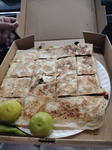 مطاعم الابداع العربي للفول والتميس اليماني والاكلات الشعبية