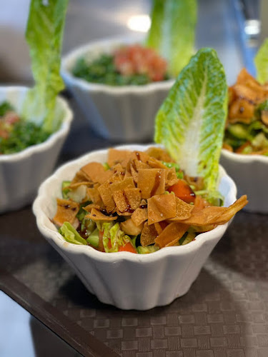 مزة عنب لاونج وكافيه - الضيافة