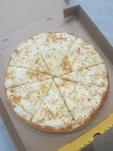 Opinii despre فطائر رنا التركية în المدينة المنورة - الضيافة