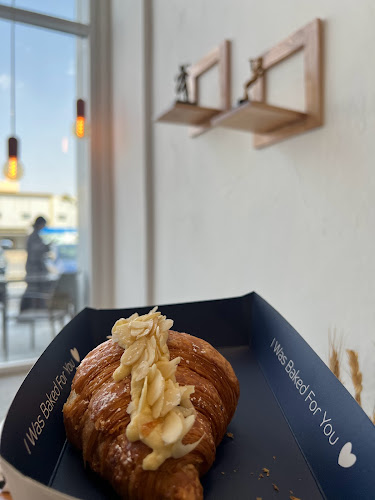 بسترينا بيكري - الضيافة