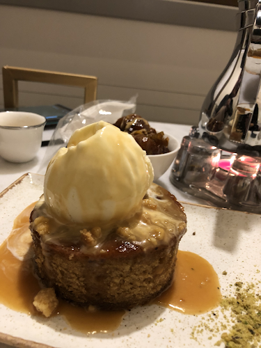 Comments and reviews of إيوان الشاذلية