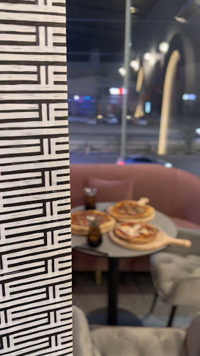 ناي لاونج - الضيافة