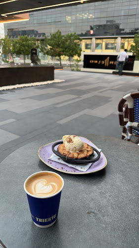 Opinii despre TRIESTE în جدة - الضيافة