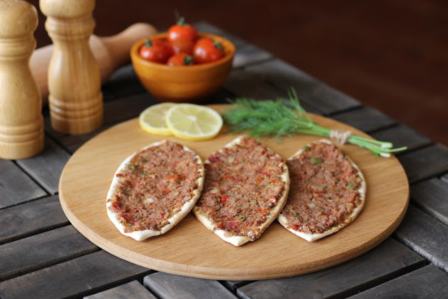 مملكة المعجنات فرع الثليثية - الضيافة