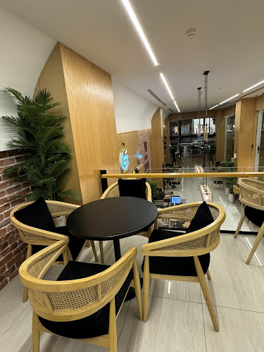 غراس روت كافيه - الضيافة