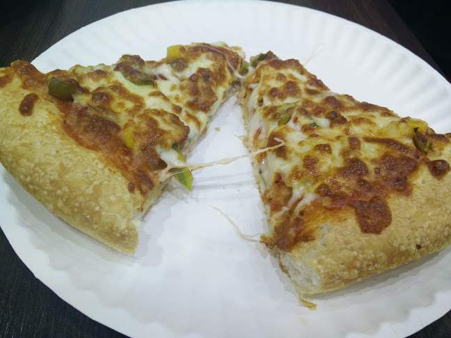 بيتزا الأصدقاء - مكة