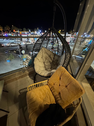 مطعم و مقهى بيتش هاوس - الضيافة