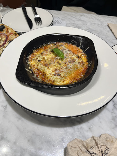 بيتزا اكسبريس ليمتيد - الرياض