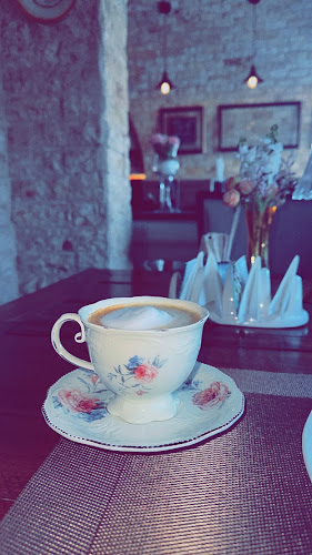 LaFamiglia Bistro Cafe لافاميليا بيسترو كافيه - جدة