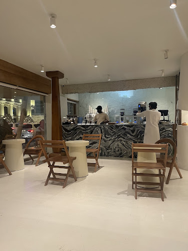 تشيريه كافيه - الضيافة