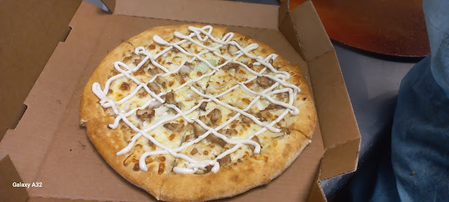 Lorenzo Pizza | لورينزو بيتزا