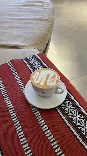 Opinii despre محمصة كيرف للقهوة المختصة în الرياض - الضيافة