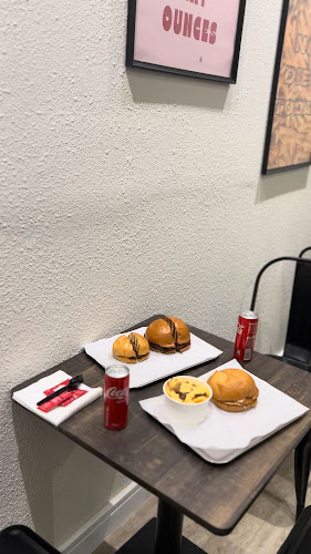 اللاذقية، المروج، الرياض 12282