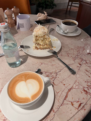 Opinii despre ايرث كافيه în الرياض - الضيافة