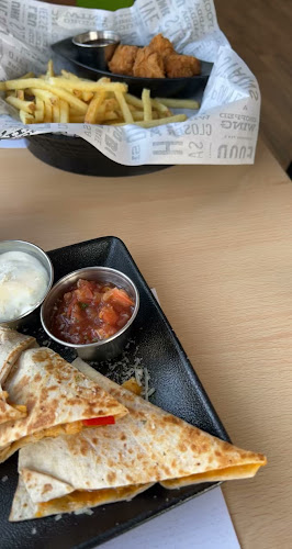 بافلو وينجز اند رينجز - الضيافة