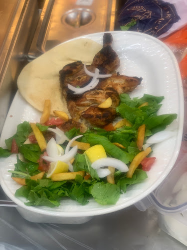 Comentarii opinii despre مطعم اسياخ العمران للاكلات الشعبيه