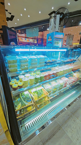 مطاعم المئوية - الضيافة