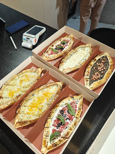 عجين وفرن - الضيافة