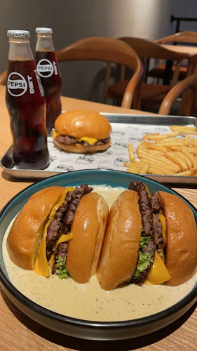 بلان زد برجر PLAN Z BURGER - جدة