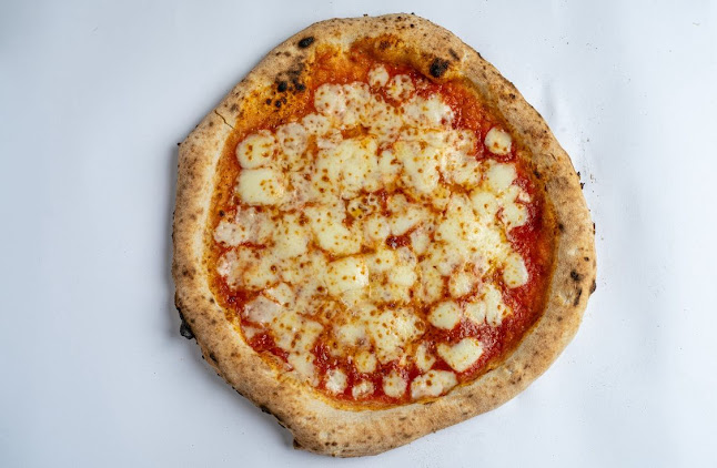 Opinii despre ديليزيا بيتزا în رفحاء - الضيافة