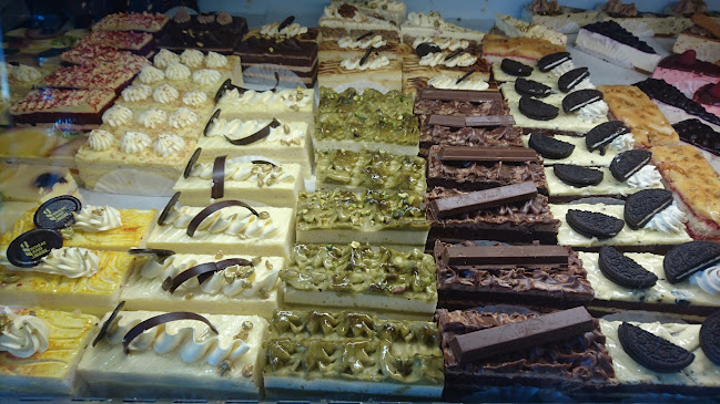 الكيك الذهبي