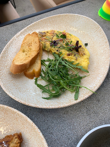 Comentarii opinii despre C.hub