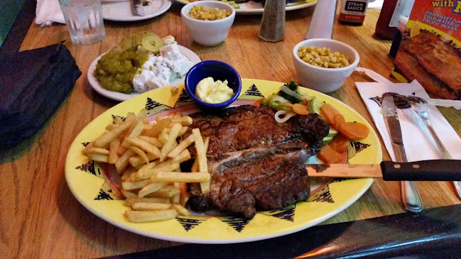 شارع التخصصي الفرعي، العليا، الرياض 12313