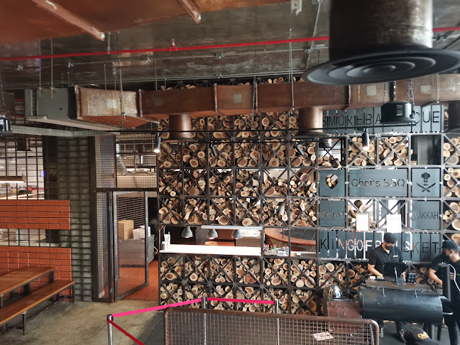 شيفز هوم ميد برجر جورميت - الضيافة