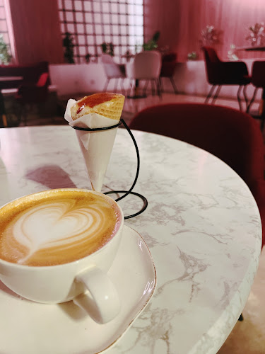 ALCOVE The Lounge - الضيافة