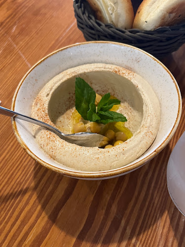 Comentarii opinii despre غوديز ستارز أفينيو