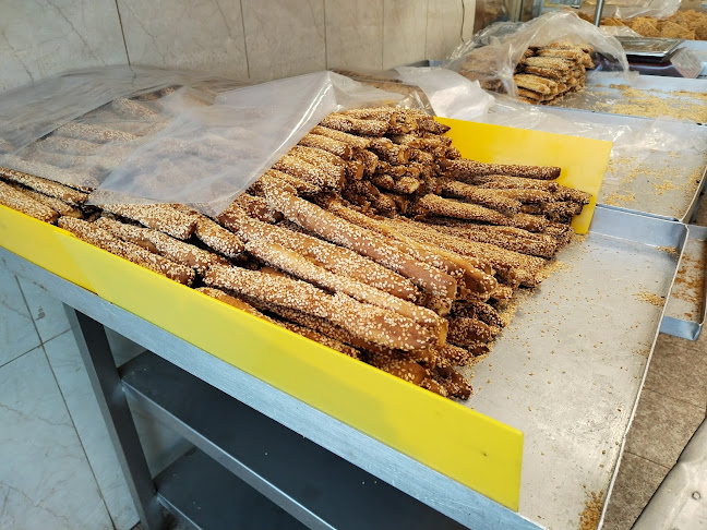 Opinii despre مخابز وحلويات الكعكي - مخابز حمزة بادي كعكي în المدينة المنورة - الضيافة